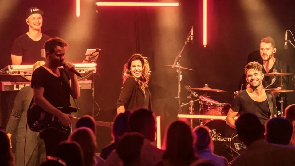 Hochzeitsband für Live-Musik und unvergleichliche Feier-Atmosphäre in Deutschland.
